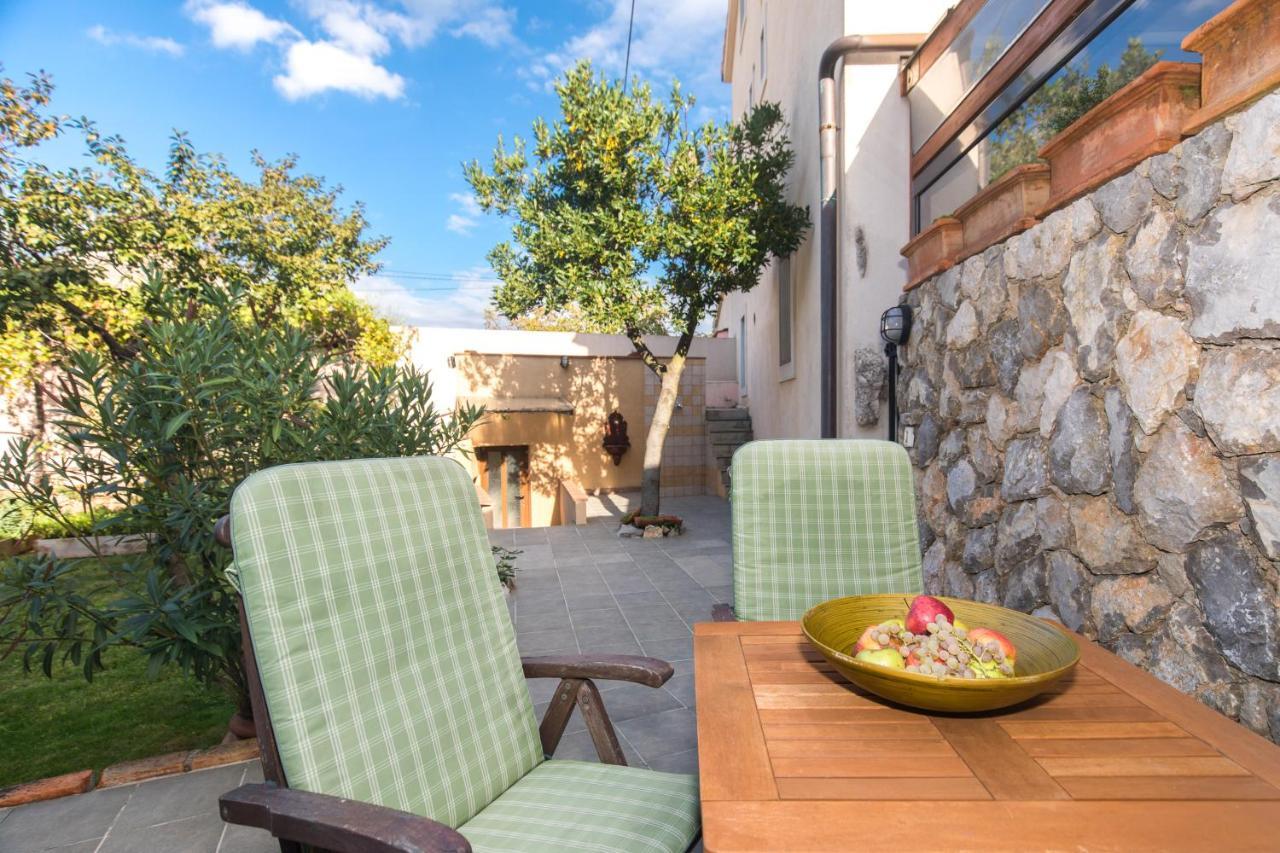 Holiday Home Bozanic 瓦比尼科 外观 照片